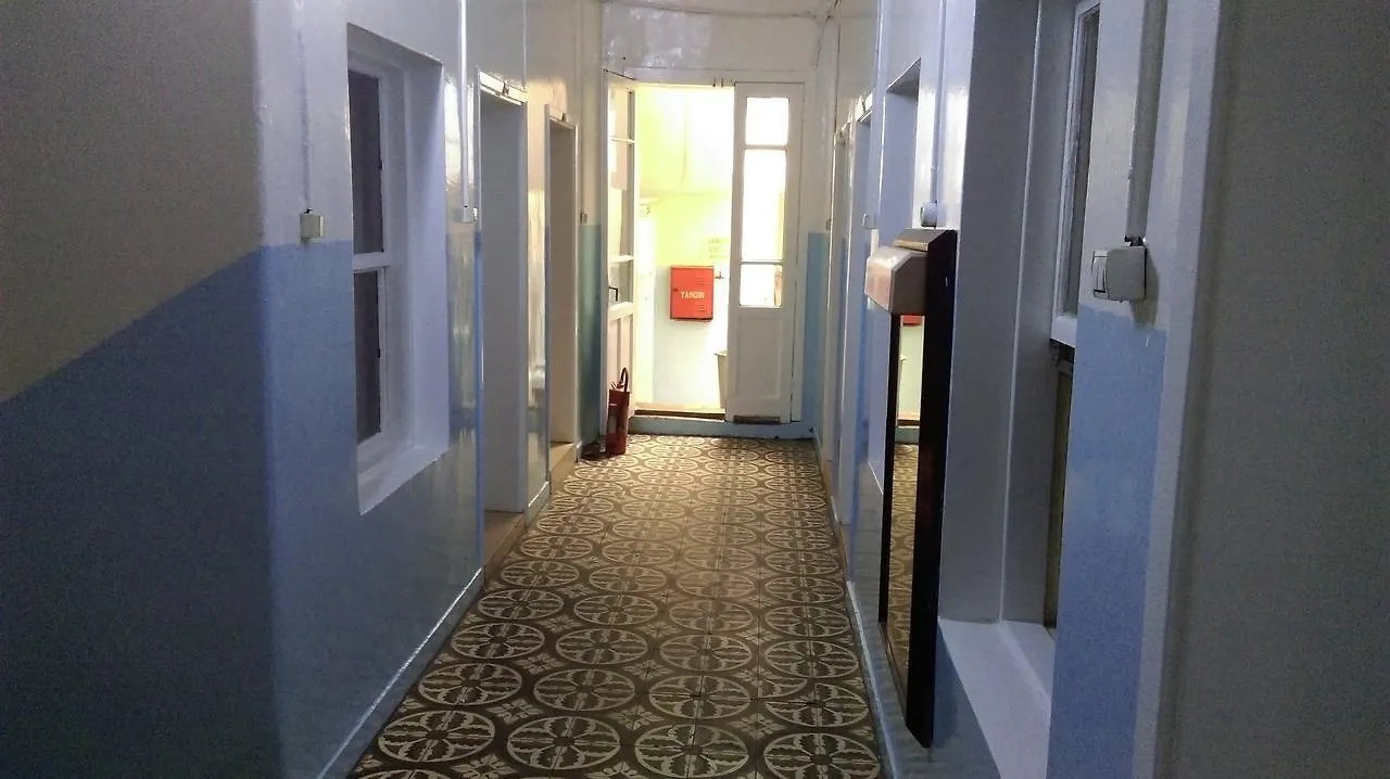 Sen Otel Smirne