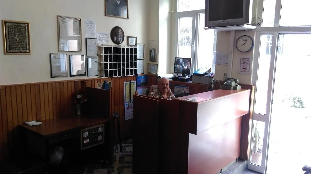 Sen Otel Smirne Ostello